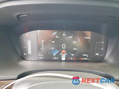 Zdjęcie 9 z 13 samochodu: 2018 VOLVO S90 T5 MOMENTUM VIN:LVY982MK2JP035289 - miniatura
