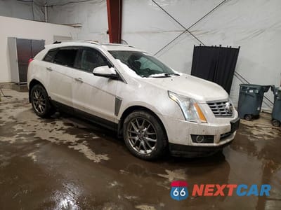 Czwarte zdjęcie samochodu z boku: 2015 CADILLAC SRX PREMIUM COLLECTION VIN:3GYFNGE32FS548634 - miniatura