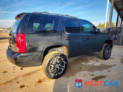 Trzecie zdjęcie samochodu z tyłu: 2009 GMC YUKON SLT VIN:1GKFC33099R103252 - miniatura