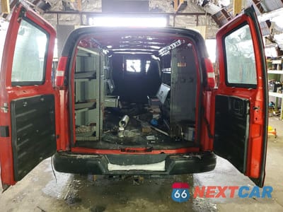 Zdjęcie 10 z 13 samochodu: 2022 GMC SAVANA 3500 CARGO UTILITY / SERVICE VAN VIN:1GTZ7HF75N1141301 - miniatura