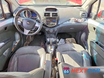 Zdjęcie 8 z 12 samochodu: 2015 CHEVROLET SPARK 1LT VIN:KL8CD6S91FC735635 - miniatura