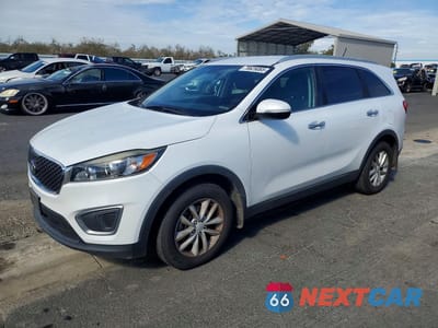 2016 KIA SORENTO LX 5XYPG4A55GG108808 - główne zdjęcie licytacji z USA - miniatura