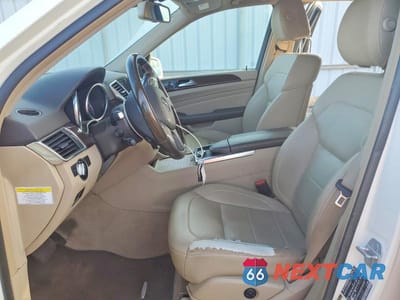 Zdjęcie 7 z 13 samochodu: 2012 MERCEDES-BENZ ML 350 4MATIC VIN:4JGDA5HB1CA022391 - miniatura