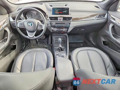 Zdjęcie 8 z 12 samochodu: 2018 BMW X1 XDRIVE28I VIN:WBXHT3C33J5K25778 - miniatura