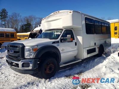 2015 FORD F550 SUPER DUTY SHUTTLE BUS 1FDGF5GT4FED71437 - główne zdjęcie licytacji z USA - miniatura