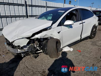2023 TESLA MODEL X 7SAXCAE54PF379941 - główne zdjęcie licytacji z USA - miniatura
