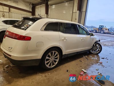 Trzecie zdjęcie samochodu z tyłu: 2012 LINCOLN MKT VIN:2LMHJ5AT3CBL54801 - miniatura