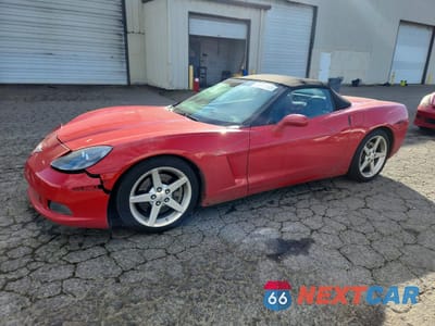 2005 CHEVROLET CORVETTE 1G1YY34U255127782 - główne zdjęcie licytacji z USA - miniatura