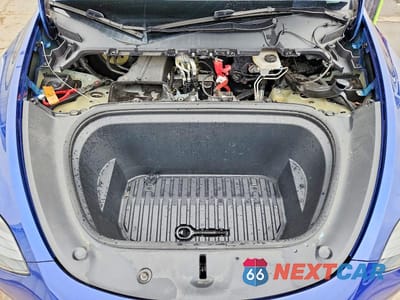 Zdjęcie 11 z 12 samochodu: 2024 TESLA MODEL Y VIN:7SAYGDEE2RF986465 - miniatura