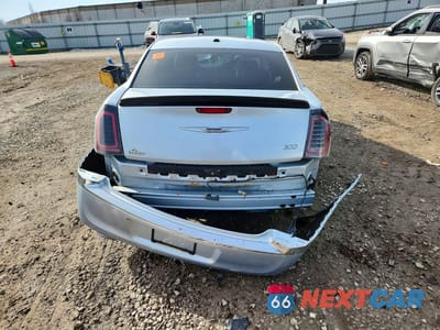 Zdjęcie 6 z 12 samochodu: 2013 CHRYSLER 300 VIN:2C3CCAAG1DH731483 - miniatura