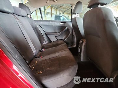 Zdjęcie 10 z 12 samochodu: 2016 VOLKSWAGEN JETTA S VIN:3VW267AJ3GM270111 - miniatura
