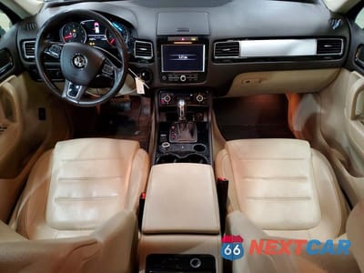 Zdjęcie 8 z 13 samochodu: 2013 VOLKSWAGEN TOUAREG V6 VIN:WVGEF9BPXDD002481 - miniatura