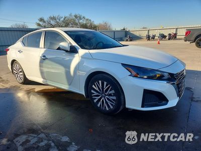 Czwarte zdjęcie samochodu z boku: 2023 NISSAN ALTIMA 2.5 SV VIN:1N4BL4DV3PN426278 - miniatura