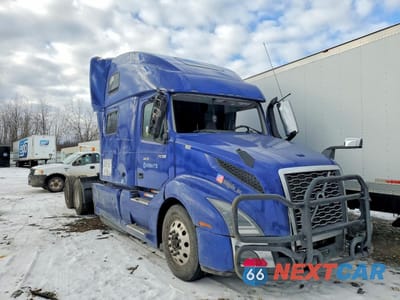 2024 VOLVO VNL SEMI TRUCK 4V4NC9EH3RN633080 - główne zdjęcie licytacji z USA - miniatura