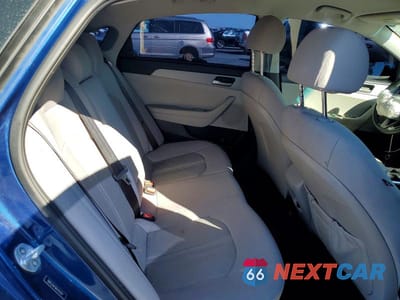 Zdjęcie 10 z 12 samochodu: 2019 HYUNDAI SONATA SE VIN:5NPE24AF9KH751257 - miniatura