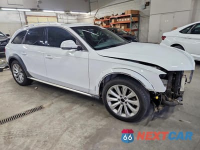 Czwarte zdjęcie samochodu z boku: 2016 AUDI A4 ALLROAD PREMIUM PLUS VIN:WA1UFAFL6GA017052 - miniatura