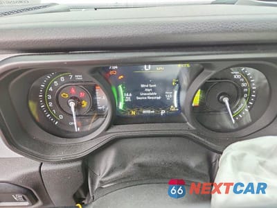 Zdjęcie 9 z 13 samochodu: 2024 JEEP WRANGLER 4XE VIN:1C4RJXN68RW141449 - miniatura