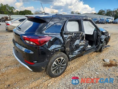 Trzecie zdjęcie samochodu z tyłu: 2025 CHEVROLET TRAILBLAZER LT VIN:KL79MRSL8SB204699 - miniatura