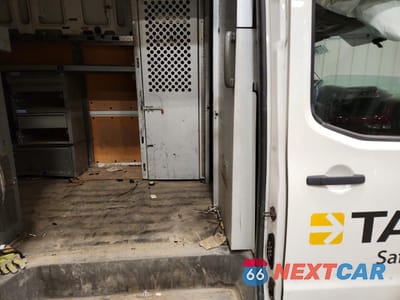 Zdjęcie 11 z 13 samochodu: 2019 NISSAN NV 2500 UTILITY / SERVICE VAN VIN:1N6AF0LY7KN806280 - miniatura