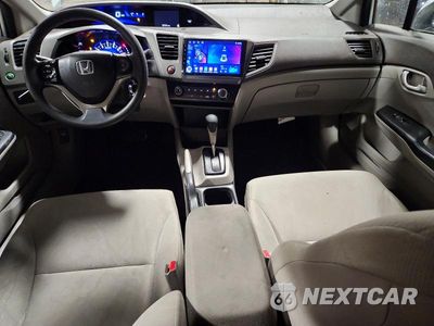 Zdjęcie 8 z 11 samochodu: 2012 HONDA CIVIC LX VIN:2HGFB2F53CH600015 - miniatura