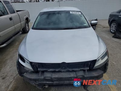 Piąte zdjęcie samochodu w środku: 2014 VOLKSWAGEN JETTA TDI VIN:3VWLL7AJXEM357157 - miniatura