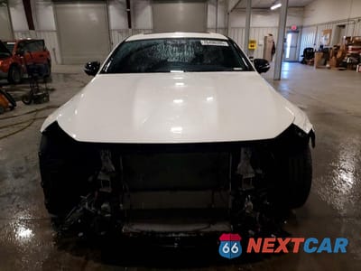 Piąte zdjęcie samochodu w środku: 2019 MERCEDES-BENZ AMG GT 53 VIN:WDD7X6BB3KA008138 - miniatura