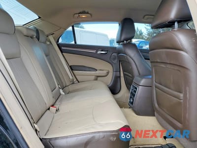 Zdjęcie 10 z 12 samochodu: 2013 CHRYSLER 300C LUXURY VIN:2C3CCASTXDH538311 - miniatura