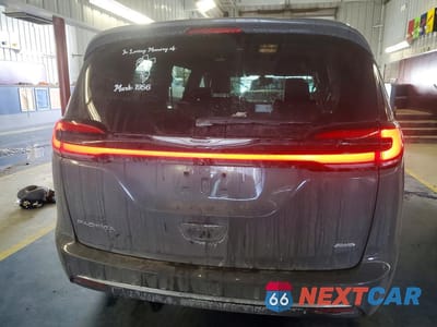 Zdjęcie 6 z 12 samochodu: 2023 CHRYSLER PACIFICA TOURING L VIN:2C4RC3BG3PR614972 - miniatura