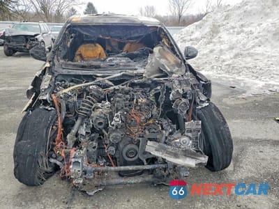 Piąte zdjęcie samochodu w środku: 2018 JAGUAR F-PACE PREMIUM VIN:SADCJ2FX8JA248975 - miniatura