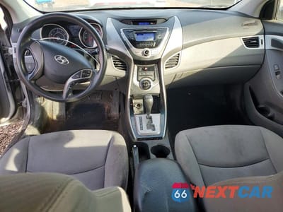 Zdjęcie 8 z 11 samochodu: 2013 HYUNDAI ELANTRA GLS VIN:KMHDH4AE0DU527834 - miniatura