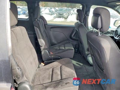 Zdjęcie 11 z 13 samochodu: 2018 DODGE GRAND CARAVAN SE VIN:2C4RDGBG1JR220902 - miniatura