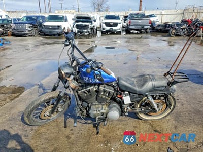 Trzecie zdjęcie samochodu z tyłu: 2010 HARLEY-DAVIDSON XL883 N VIN:1HD4LE214AC412013 - miniatura