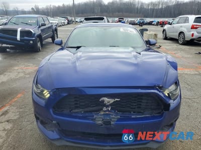 Piąte zdjęcie samochodu w środku: 2016 FORD MUSTANG VIN:1FA6P8AM1G5278009 - miniatura