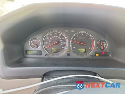 Zdjęcie 9 z 12 samochodu: 2005 VOLVO XC70 VIN:YV1SZ592851197284 - miniatura