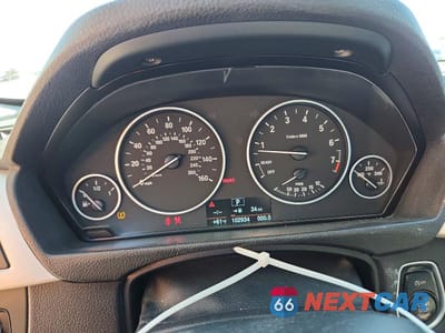 Zdjęcie 9 z 12 samochodu: 2018 BMW 320 XI VIN:WBA8E5G53JNU45983 - miniatura