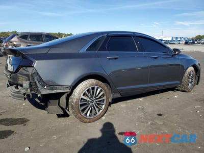 Trzecie zdjęcie samochodu z tyłu: 2018 LINCOLN MKZ HYBRID SELECT VIN:3LN6L5LU0JR607557 - miniatura