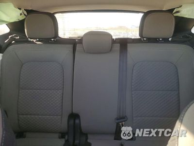 Zdjęcie 10 z 14 samochodu: 2021 FORD ESCAPE SE VIN:1FMCU9G66MUA97876 - miniatura