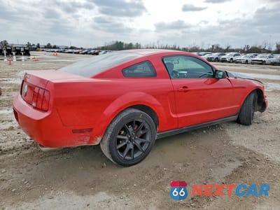 Trzecie zdjęcie samochodu z tyłu: 2007 FORD MUSTANG VIN:1ZVFT80N375258101 - miniatura