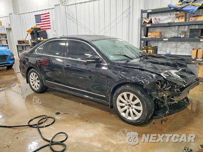 Czwarte zdjęcie samochodu z boku: 2014 VOLKSWAGEN PASSAT SE VIN:1VWBN7A36EC033213 - miniatura
