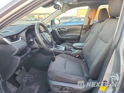 Zdjęcie 7 z 11 samochodu: 2022 TOYOTA RAV4 HYBRID XLE VIN:4T3RWRFV3NU075775 - miniatura