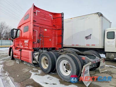 Trzecie zdjęcie samochodu z tyłu: 2019 VOLVO VNL SEMI TRUCK VIN:4V4NC9EH5KN904226 - miniatura