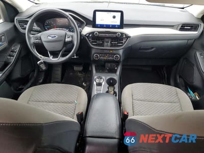 Zdjęcie 8 z 12 samochodu: 2021 FORD ESCAPE SE VIN:1FMCU0G60MUB17289 - miniatura