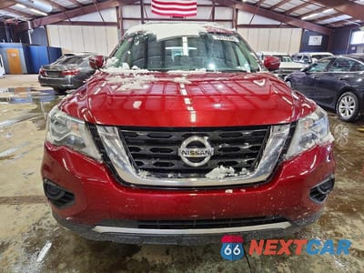 Piąte zdjęcie samochodu w środku: 2018 NISSAN PATHFINDER S VIN:5N1DR2MM2JC665557 - miniatura
