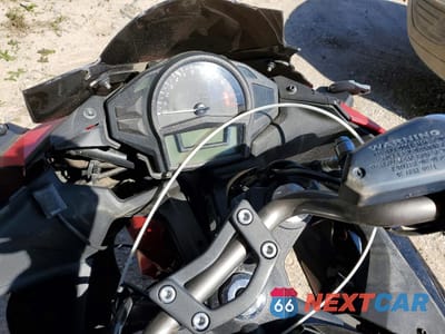 Zdjęcie 7 z 10 samochodu: 2016 KAWASAKI EX650 E VIN:JKAEXEE13GDA22770 - miniatura