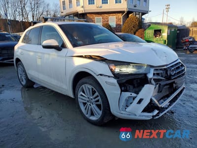 Czwarte zdjęcie samochodu z boku: 2020 AUDI Q5 PREMIUM PLUS VIN:WA1BNAFY5L2065653 - miniatura