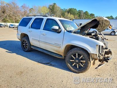 Czwarte zdjęcie samochodu z boku: 2007 CHEVROLET TAHOE C1500 VIN:1GNFC13017J105421 - miniatura