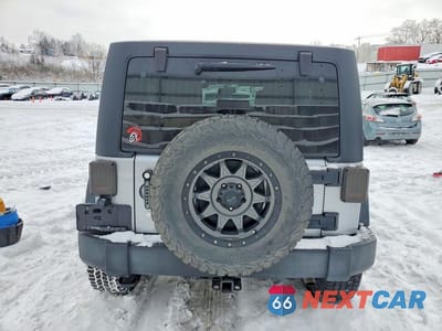 Zdjęcie 6 z 12 samochodu: 2017 JEEP WRANGLER UNLIMITED SPORT VIN:1C4BJWDG8HL581631 - miniatura