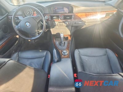 Zdjęcie 8 z 11 samochodu: 2011 BMW 328 XI SULEV VIN:WBAPK5G56BNN27440 - miniatura