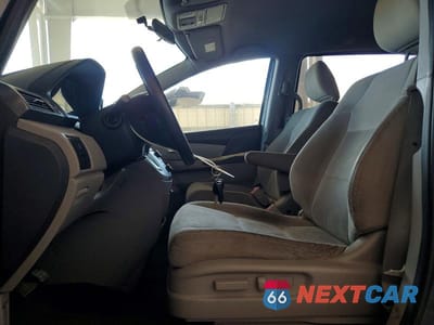 Zdjęcie 7 z 13 samochodu: 2016 HONDA ODYSSEY LX VIN:5FNRL5H25GB109602 - miniatura