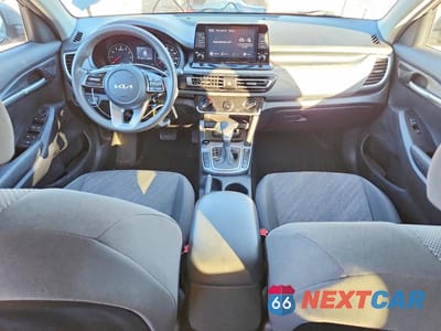 Zdjęcie 8 z 13 samochodu: 2022 KIA SELTOS LX VIN:KNDEPCAA8N7335645 - miniatura